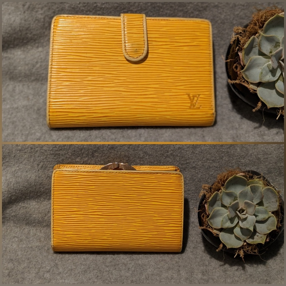 Louis Vuitton Epi Porte Monnaie Billets